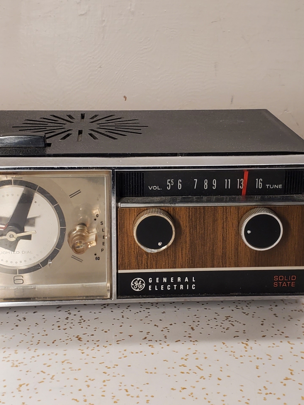 Vintage General Electric Clock Radio Brown Walnut Wood Finish